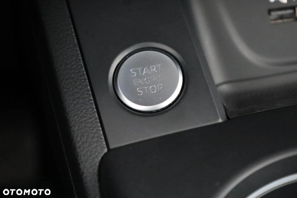 Audi A4 Avant 40 TDI S tronic - 29