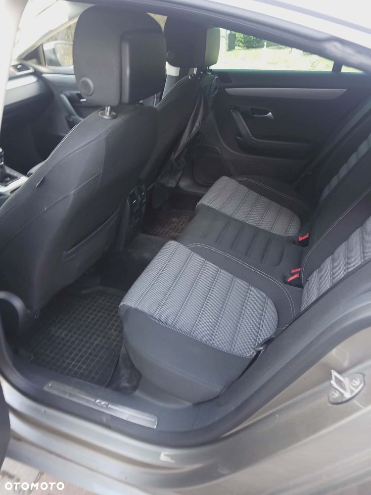 Volkswagen Passat CC 2.0 TDI BlueMotion Technology - 9