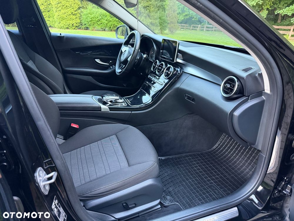 Mercedes-Benz Klasa C 200 (BlueTEC) d 7G-TRONIC Exclusive - 11