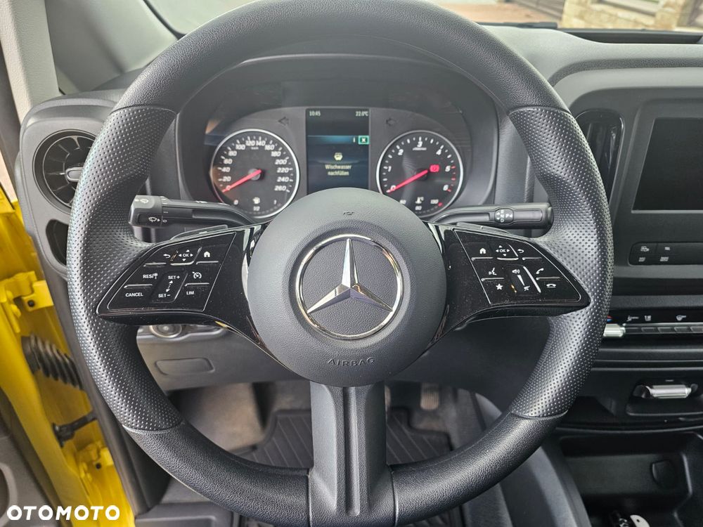 Mercedes-Benz VITO - 11