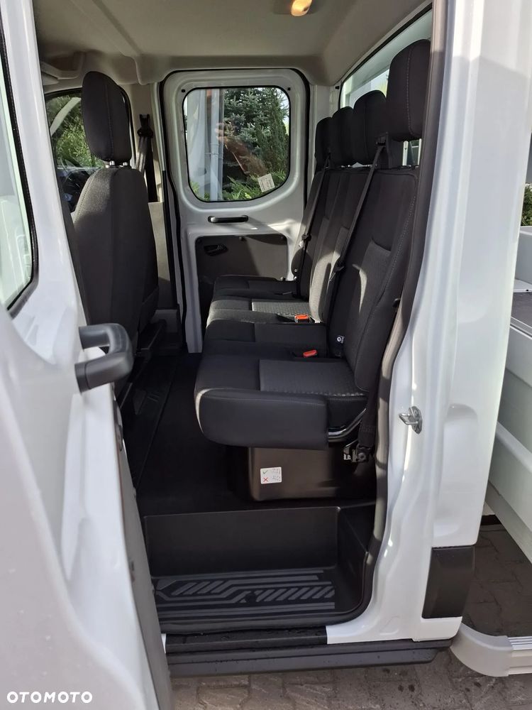 Ford Transit - 12