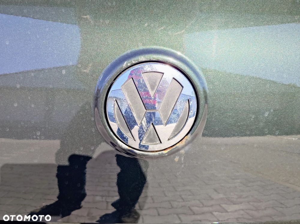 Volkswagen Passat 2.0 TDI DPF Comfortline - 20