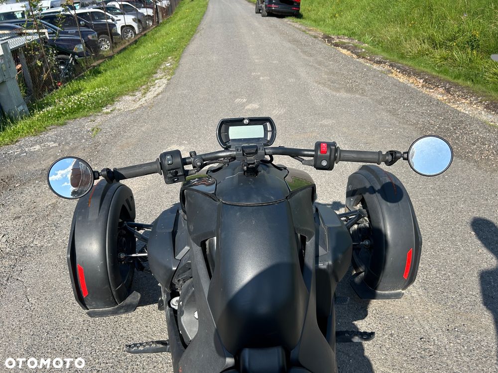 Can-Am Ryker - 12