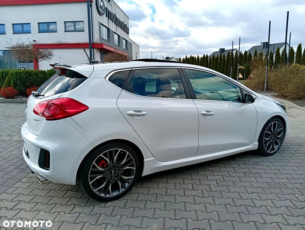 Kia Ceed 1.6 T-GDI GT-Track - 9