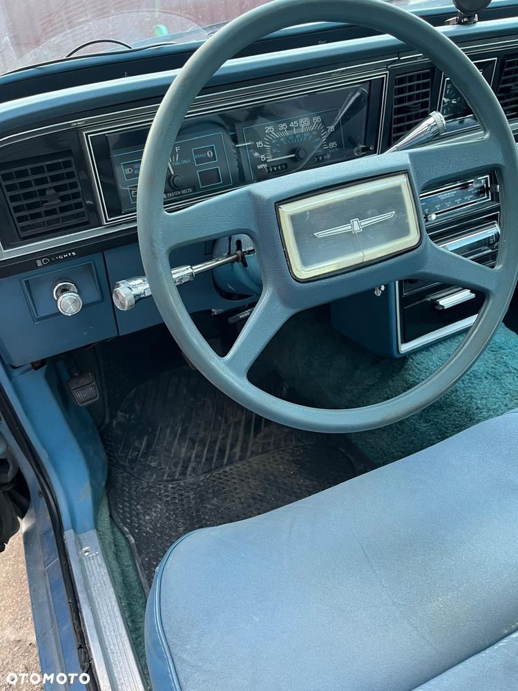 Ford Thunderbird - 7