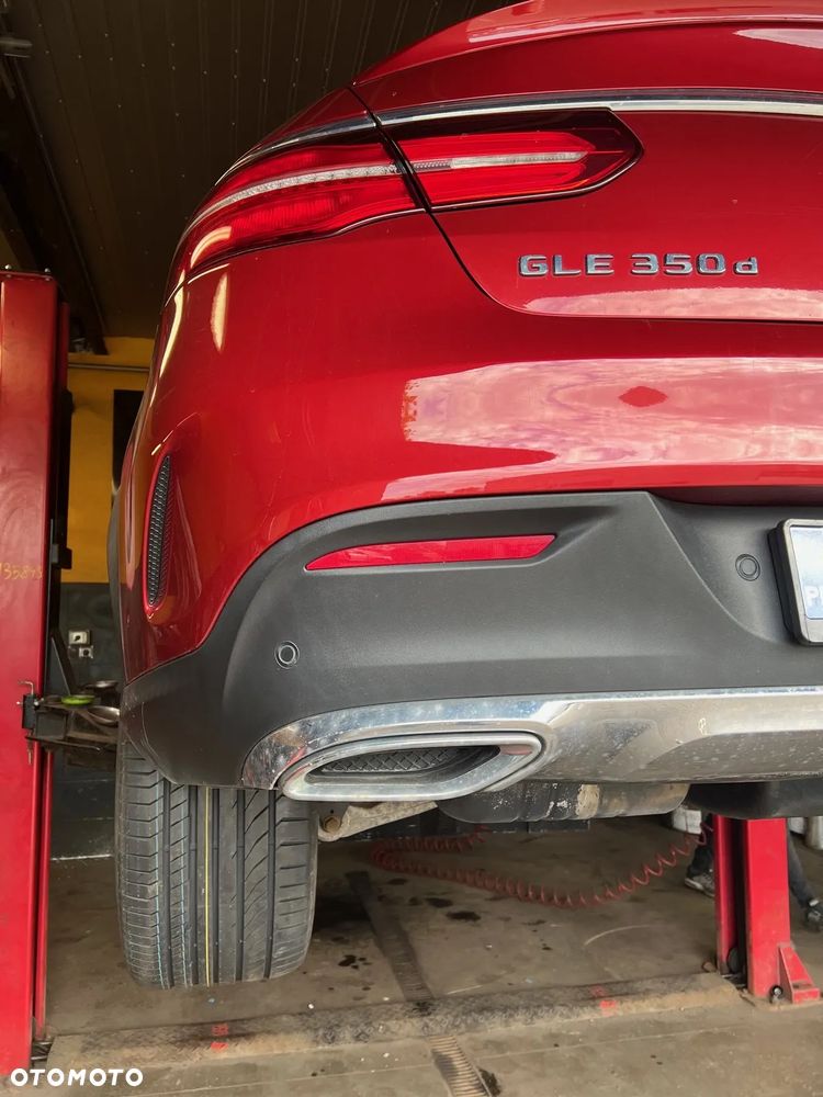 Mercedes-Benz GLE 350 d Coupe 4Matic 9G-TRONIC AMG Line - 32