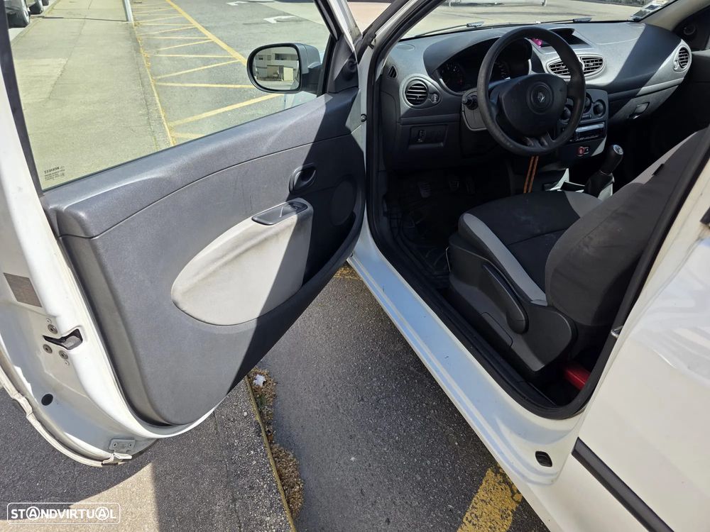 Renault Clio 1.5 dCi Pack - 15