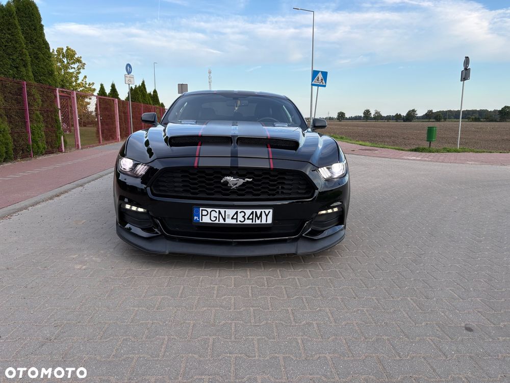 Ford Mustang 3.7 V6 Premium - 4