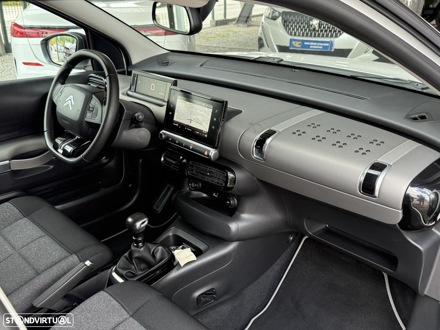 Citroën C4 Cactus 1.2 PureTech Shine - 40