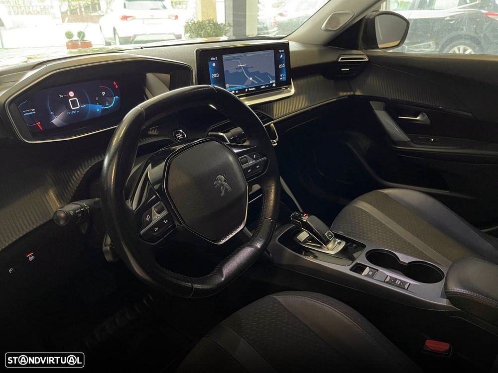 Peugeot 2008 1.2 PureTech Allure Pack EAT8 - 16