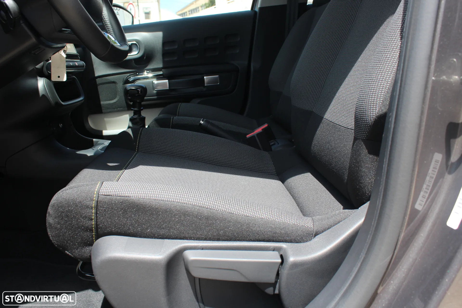 Citroën C3 1.2 PureTech Max - 23
