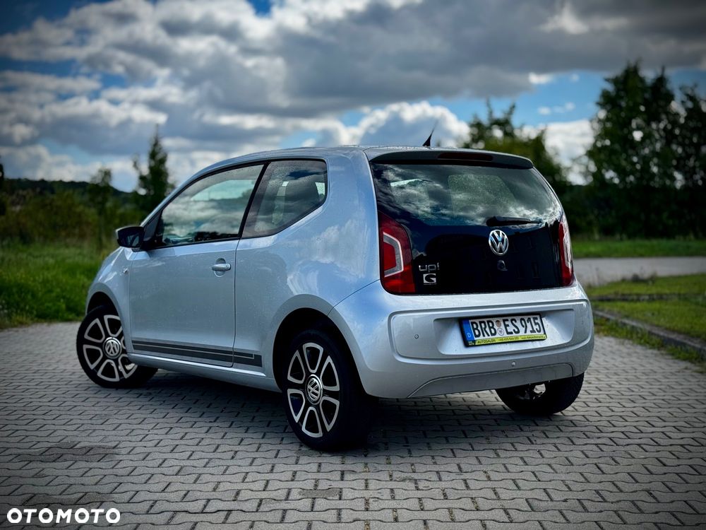 Volkswagen up! club - 9