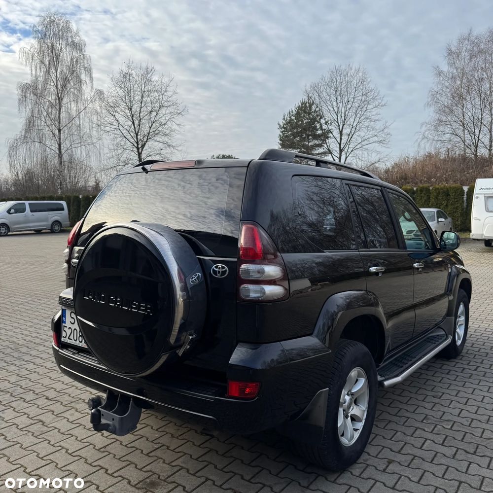 Toyota Land Cruiser - 18