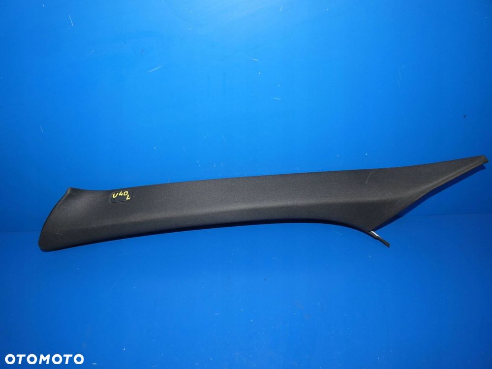 VOLVO V40 II R-DESIGN OSŁONA SŁUPKA A SZYBY CZOŁOWEJ LEWY PRZÓD - 1