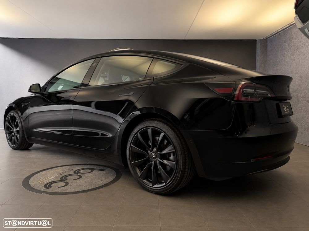 Tesla Model 3 Standard Range Plus RWD - 3