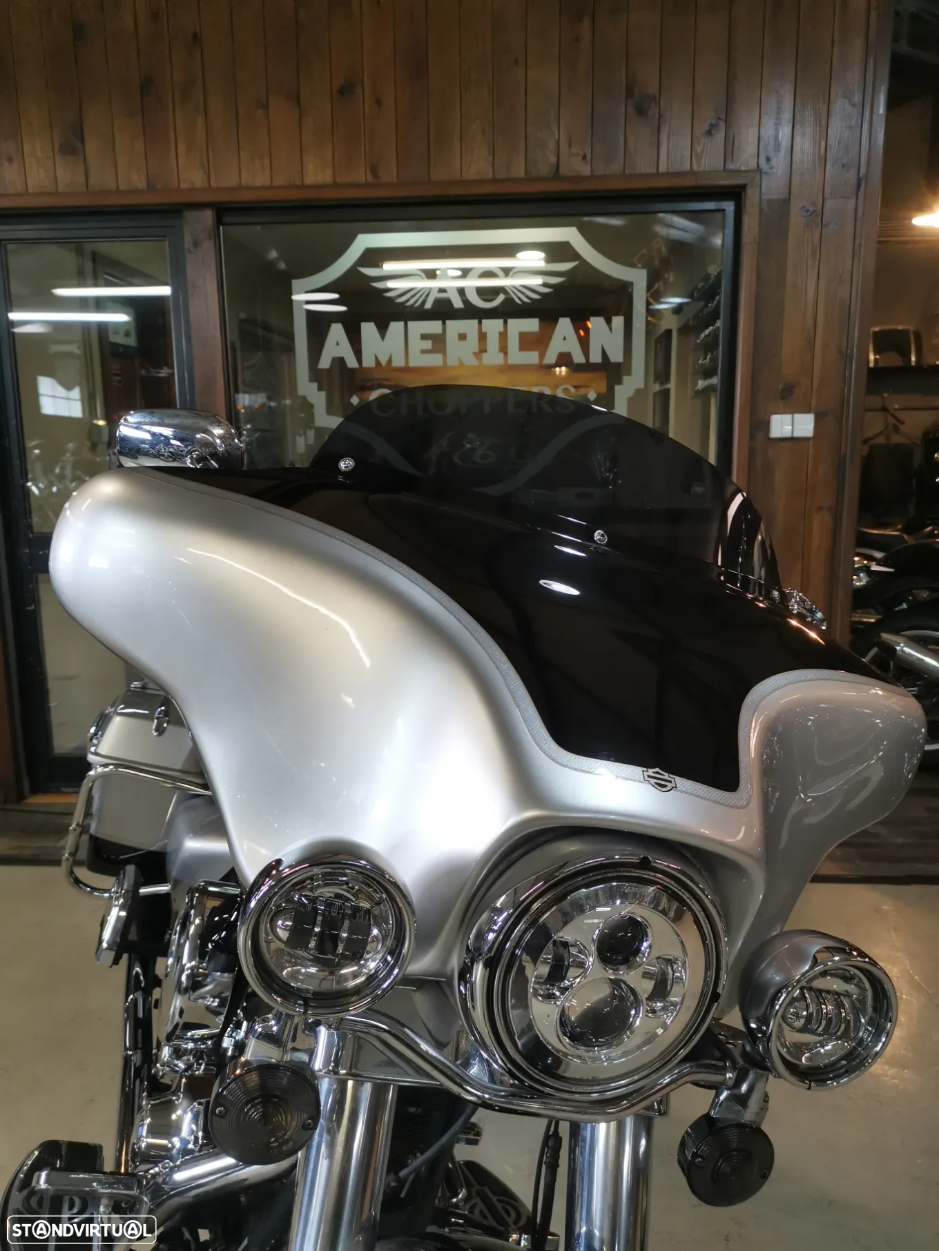 Harley-Davidson FLHTC CENTENÁRIA - 9