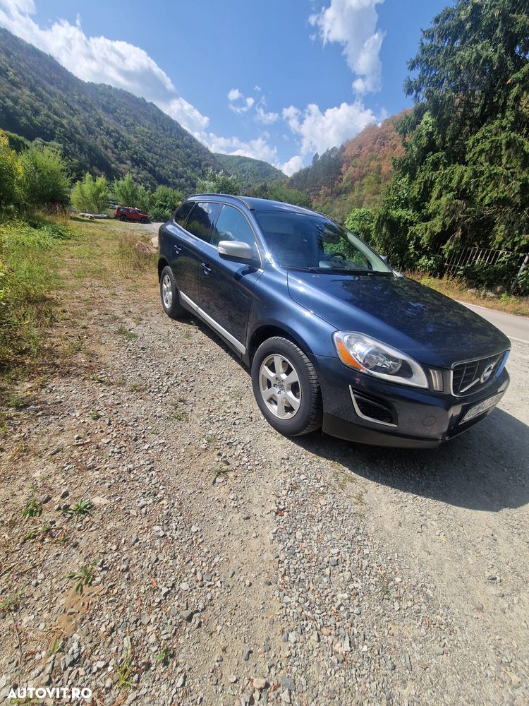 Volvo XC 60 2.4D AWD Momentum - 3
