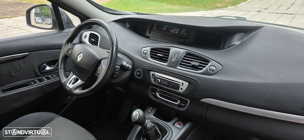 Renault Grand Scénic Energy dCi 110 S&S Dynamique - 14