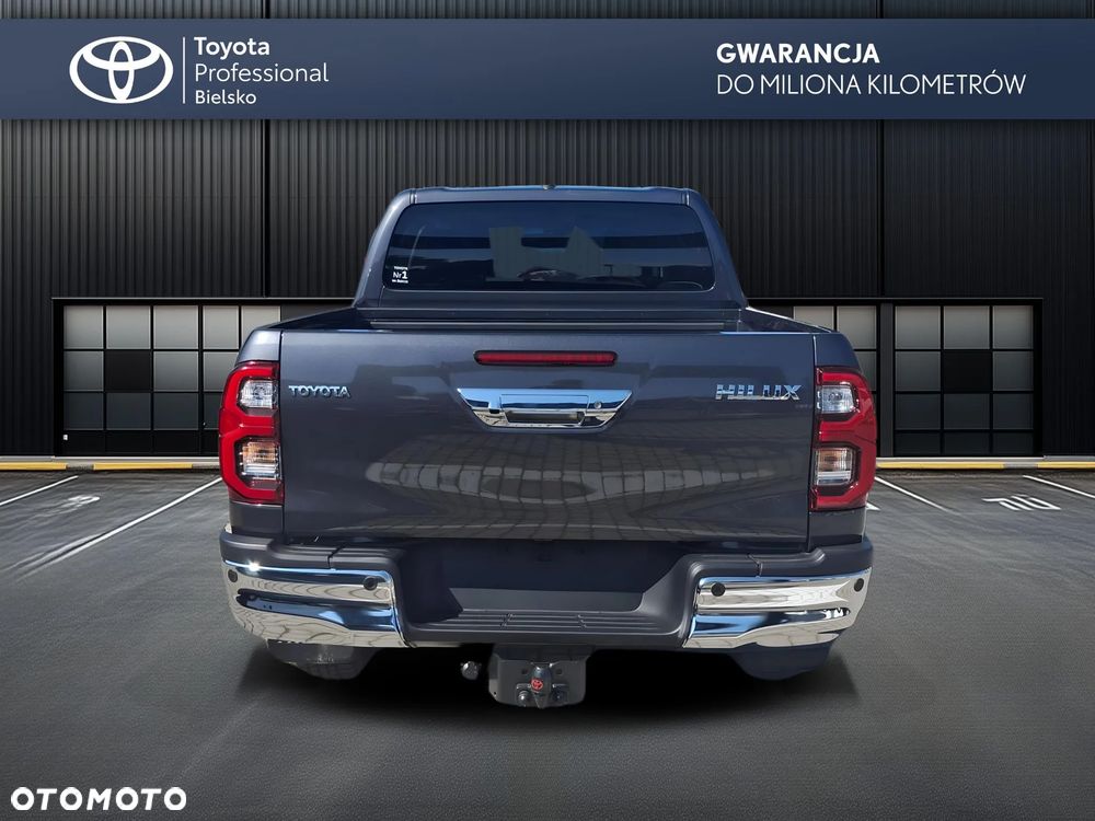 Toyota Hilux - 7