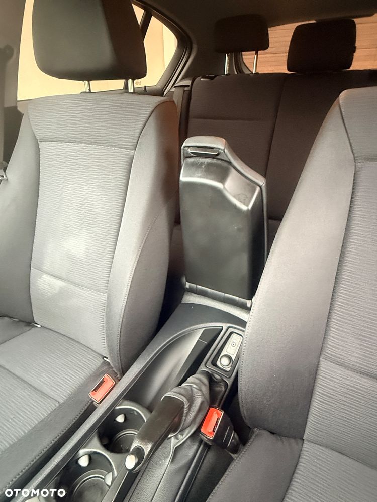 BMW Seria 1 118i Edition Lifestyle - 20