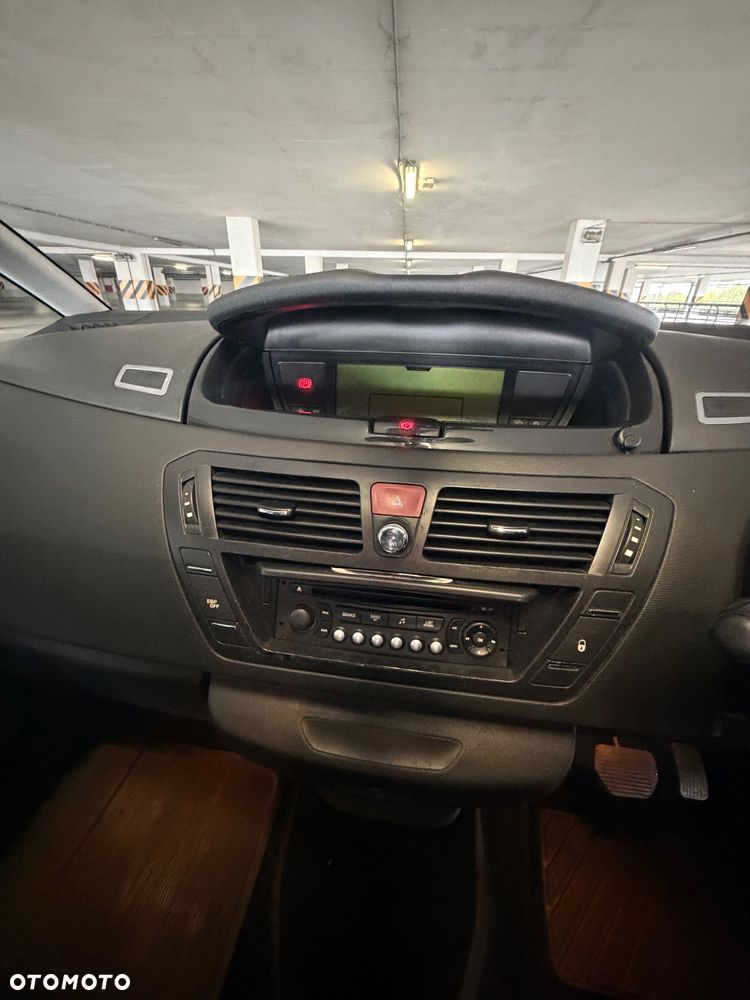 Citroën C4 Picasso - 10