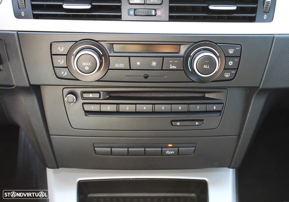 BMW 318 d Navigation - 26
