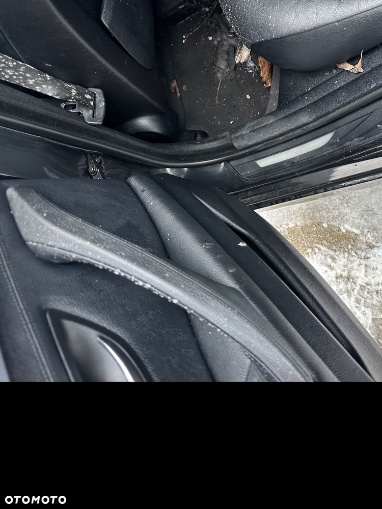 BMW Seria 5 520d - 23