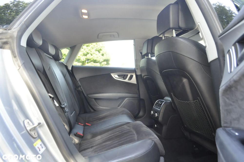 Audi A7 Sportback 3.0 TDI ultra S tronic - 9