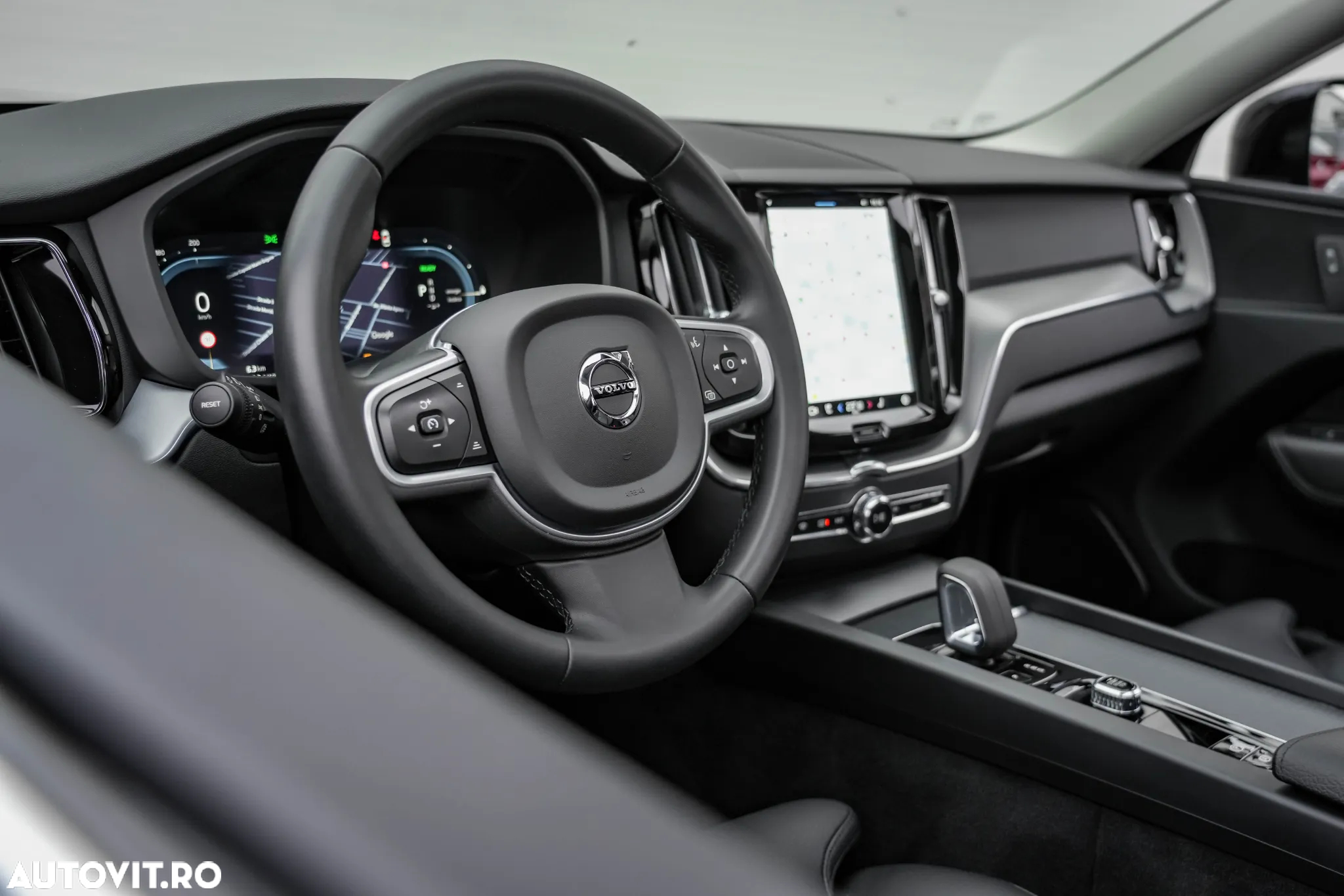 Volvo XC 60 T6 AWD Plug-in Hybrid Plus Bright - 11