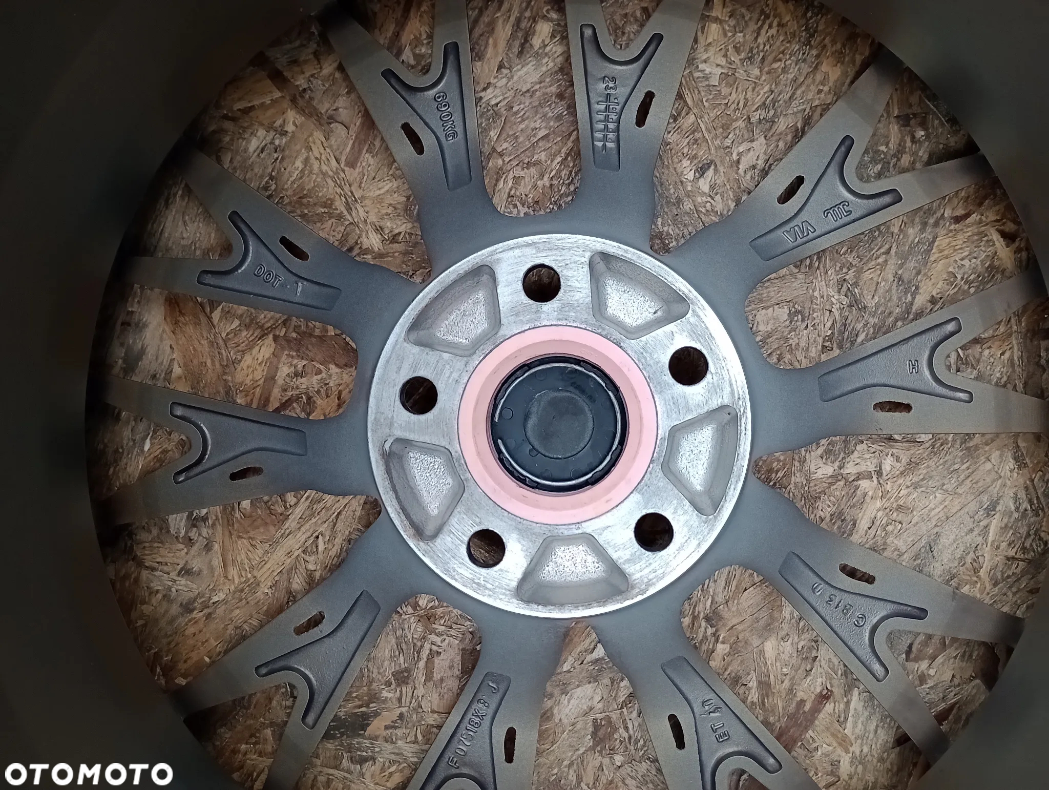 FELGI ALUMINIOWE 5x112 R18 8J ET40 YOTA AUDI A3 A4 A5 A6 A7 A8 Q2 Q3 Q5 BMW F40 X2 U10 MG EHS HS MG4 MG5 VW ARTEON CC GOLF ID3 JETTA PASSAT TAYRON TOURAN T-ROC SKODA KAROQ OCTAVIA SUPERB - 9