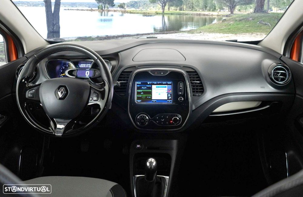 Renault Captur 1.5 dCi Exclusive - 6
