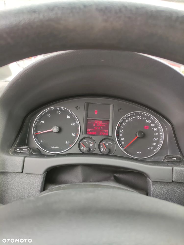 Volkswagen Golf Plus 1.6 FSI Comfortline - 7