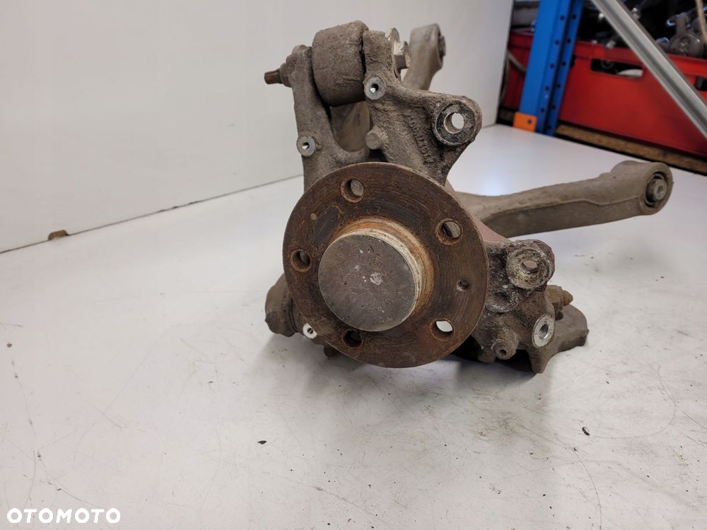 ZWROTNICA PRAWY TYŁ AUDI A4 A6 C7 A7 8K0505432AQ - 2