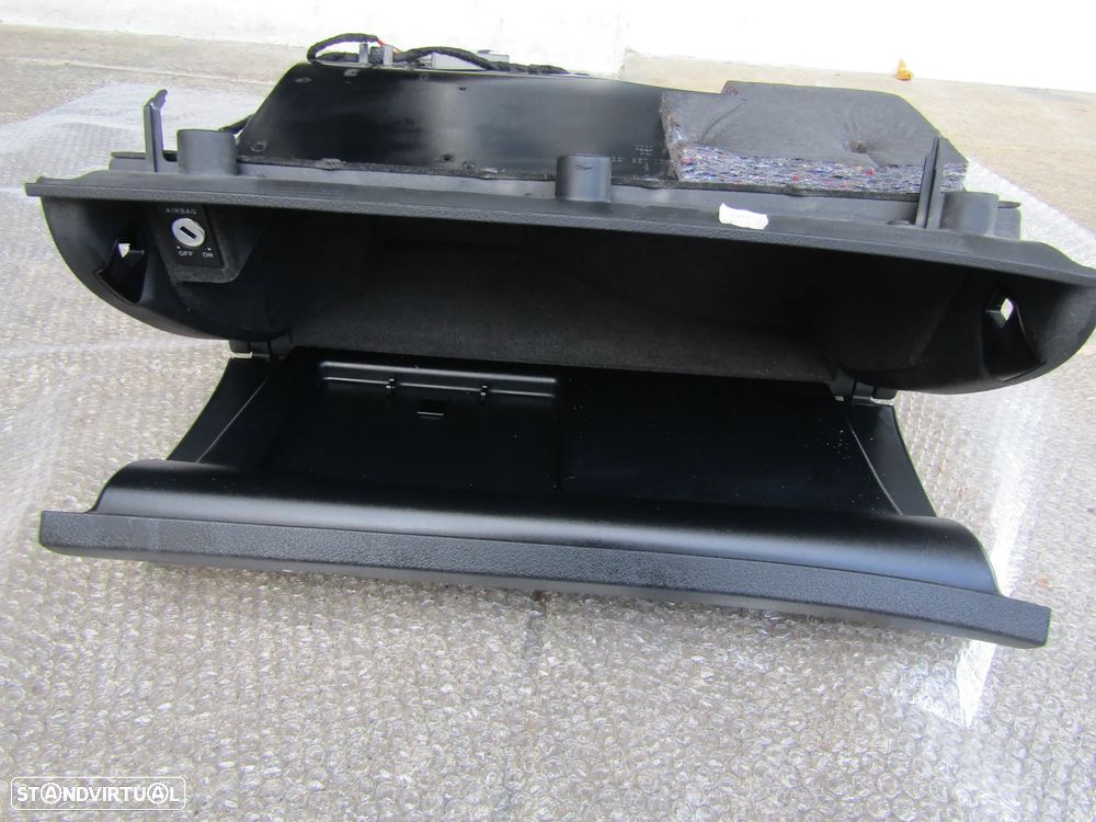 Porta luvas Audi A4 b6 / b7 ano 2001 a 2007, usado. Ver descrição l - 7