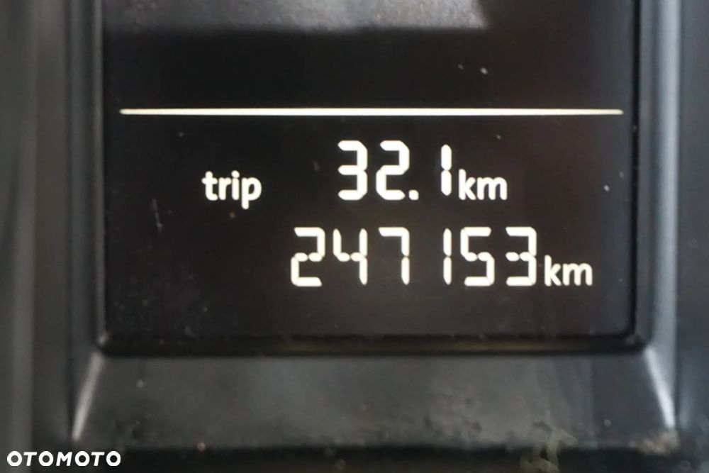 Volkswagen Golf 1.6 TDI DPF DSG Comfortline - 38