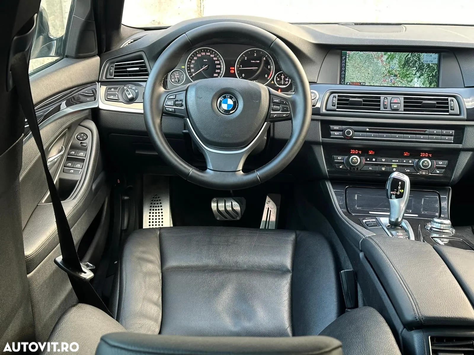 BMW Seria 5 520d Touring Aut. Luxury Line - 12