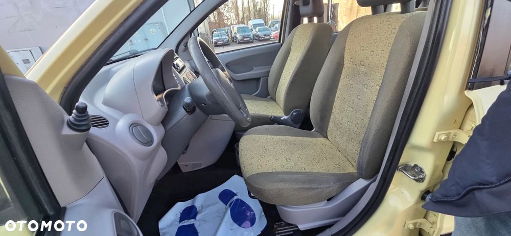 Fiat Panda 1.1 Young - 22