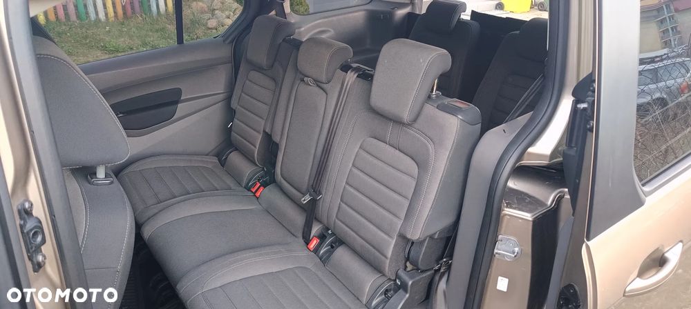 Ford Tourneo Connect 1.5 EcoBlue Titanium - 21