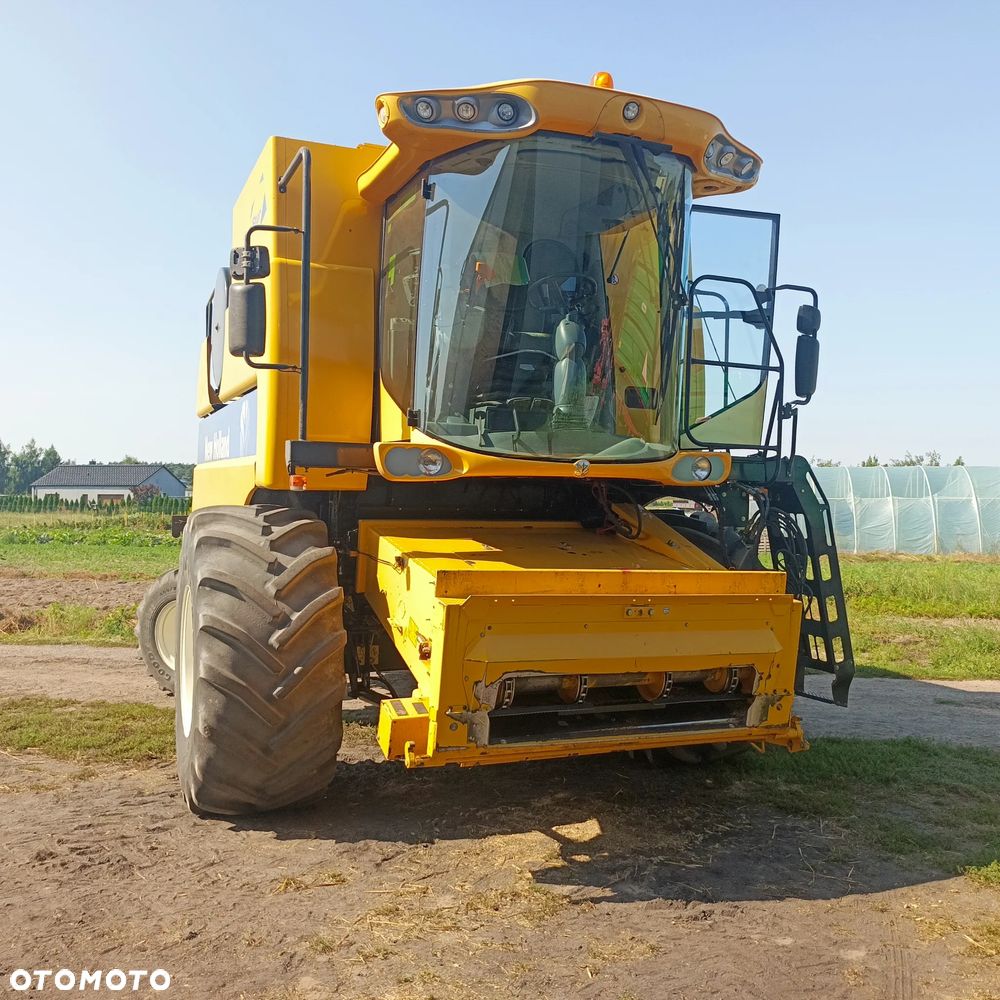 New Holland CSX 7080 - 18