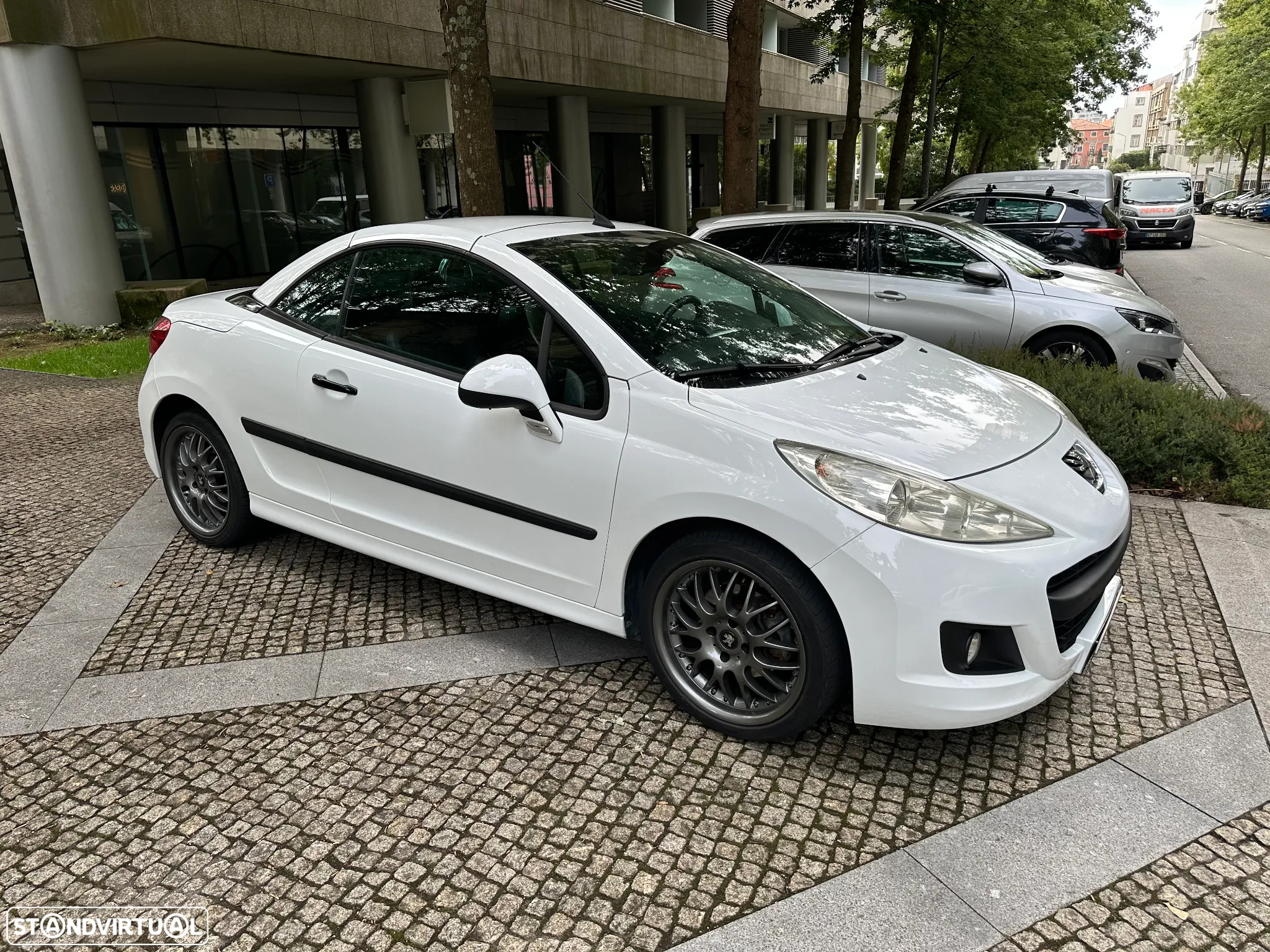 Peugeot 207 CC 1.6 HDi Sport FAP - 22