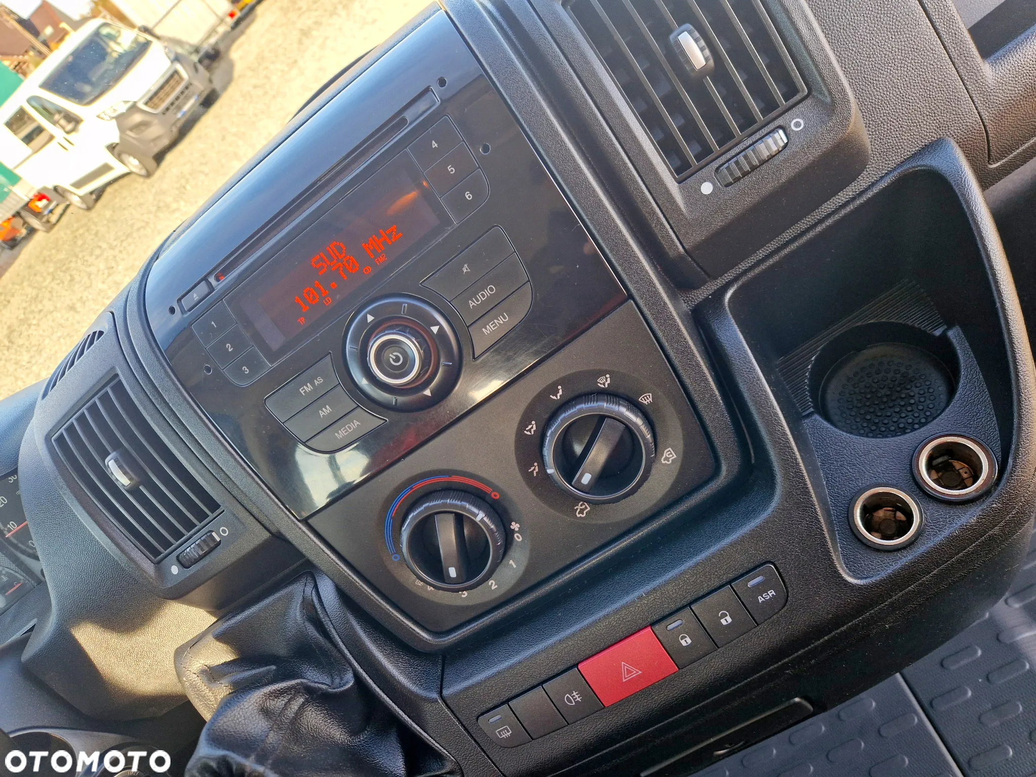 Fiat DUCATO 2,3 MJT 130 KONNA DOKA BRYGADÓWKA 7 OSOBOWA 3M SKRZYNIA WEBASTO GWARANCJA 16 CALOWE KOŁA - 24
