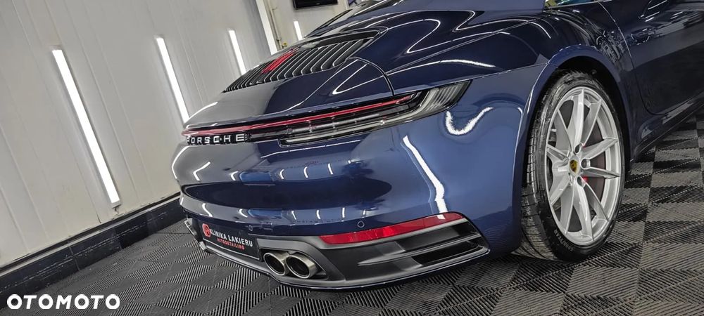 Porsche 911 Carrera Cabriolet PDK - 8