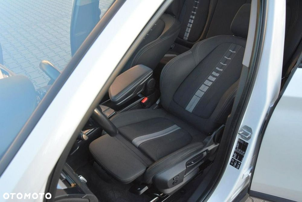 BMW X1 xDrive20d Advantage - 22