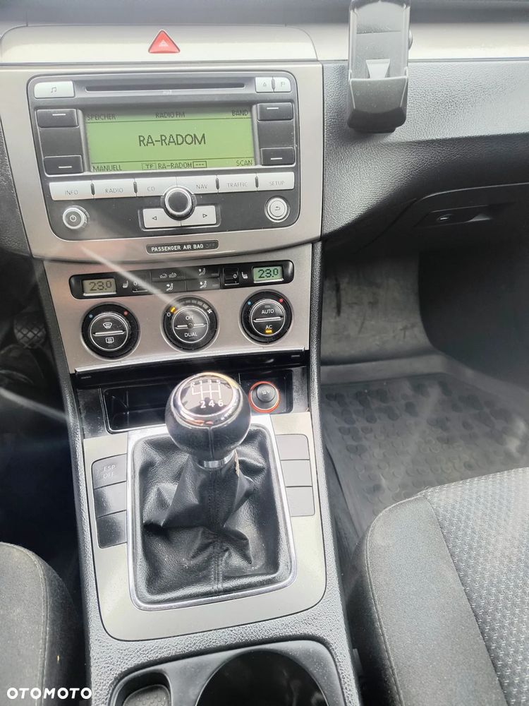 Volkswagen Passat Variant 2.0 FSI Individual - 10