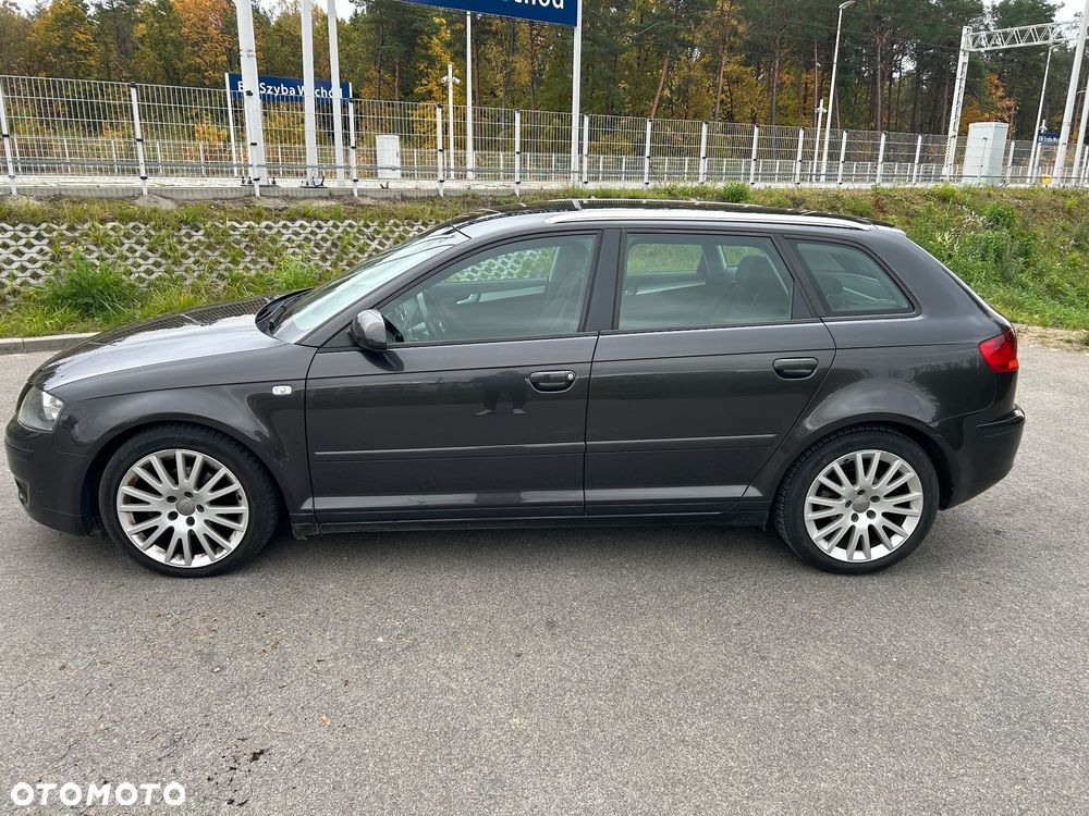 Audi A3 Sportback - 3