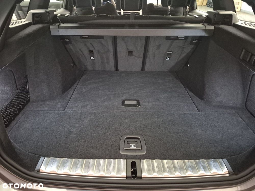 BMW Seria 3 330i xDrive M Sport sport - 19