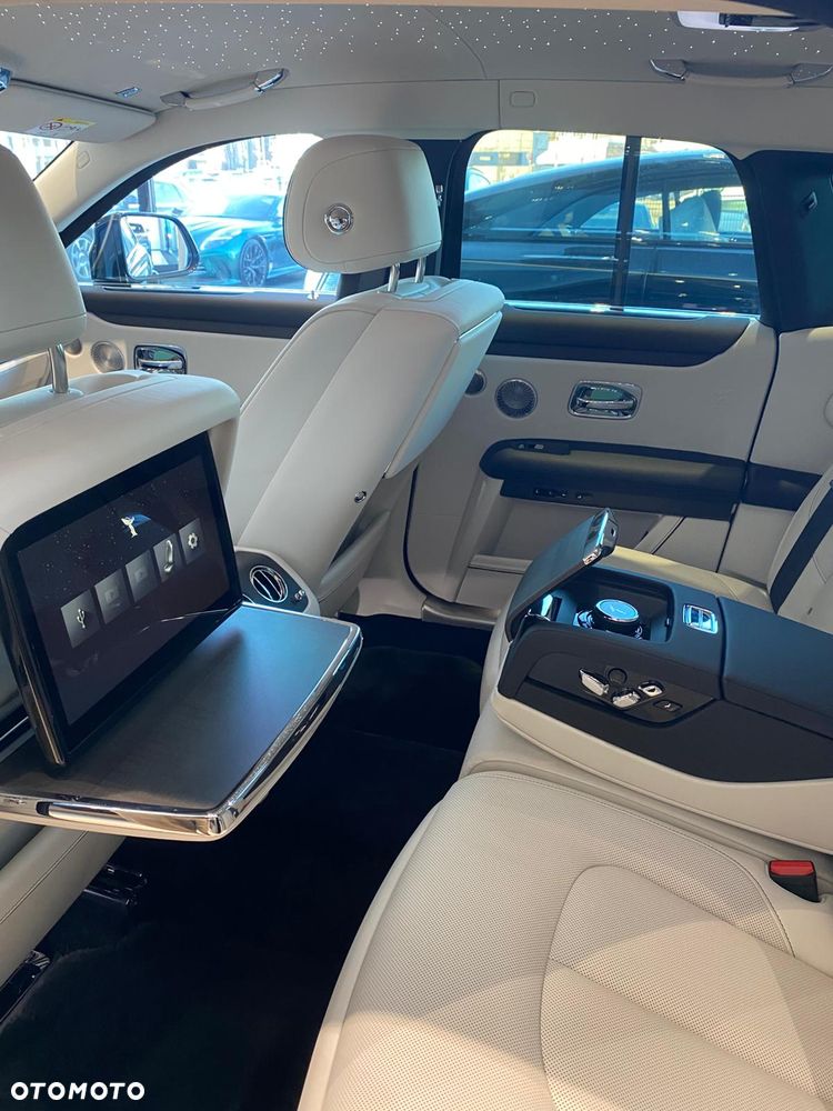 Rolls-Royce Ghost - 17