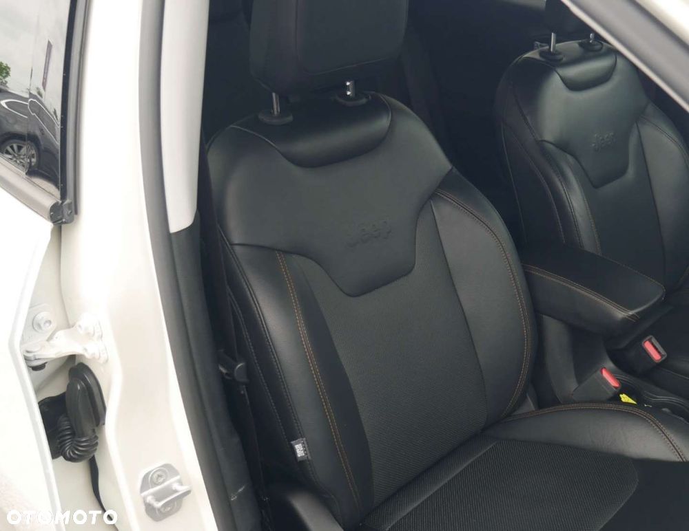 Jeep Compass - 21