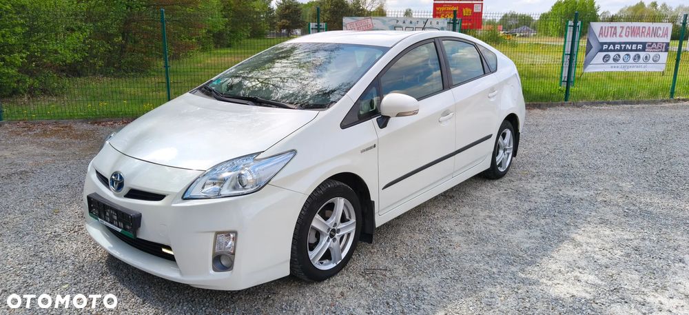 Toyota Prius (Hybrid) Executive - 1