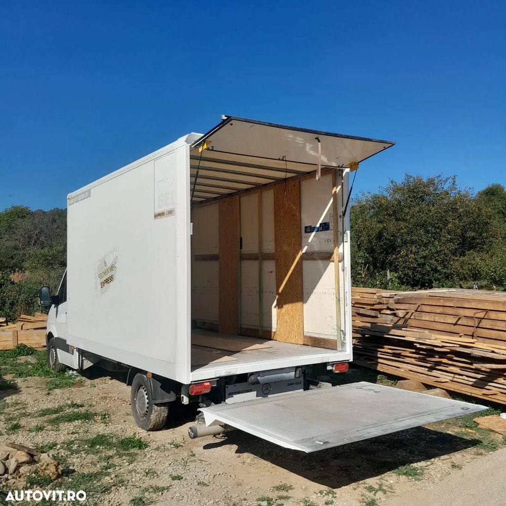 Mercedes-Benz Sprinter - 1